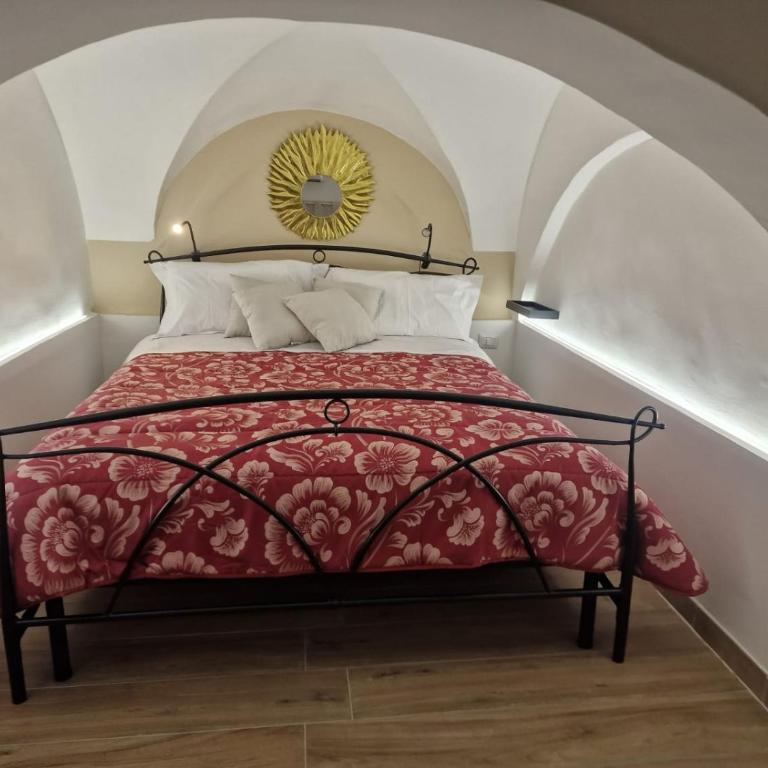 Red House - One-Bedroom House - 12