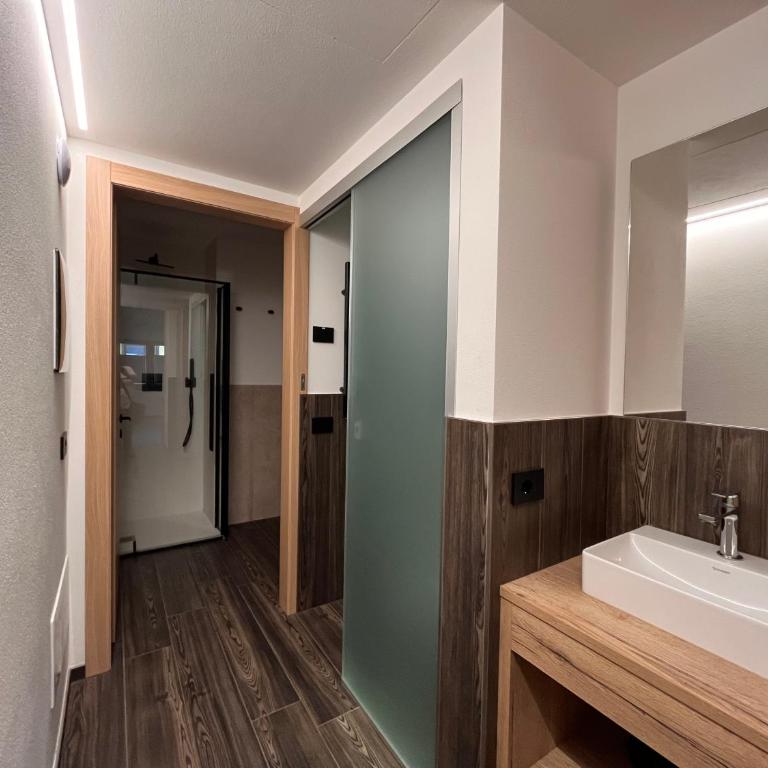 Gin Luxury Apartments City Centre - Appartamento con 2 Camere da Letto - 34