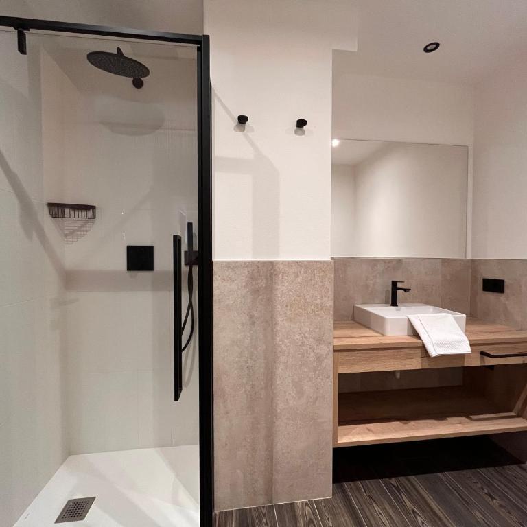 Gin Luxury Apartments City Centre - Appartamento con 2 Camere da Letto - 36