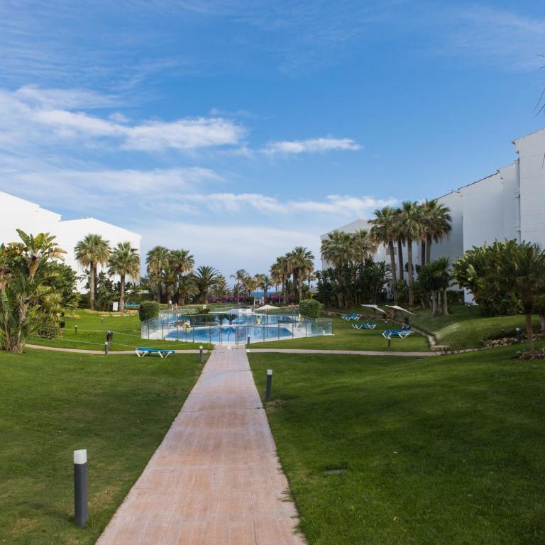 Primera linea de playa En Puerto Banús - Two-Bedroom Apartment - 11