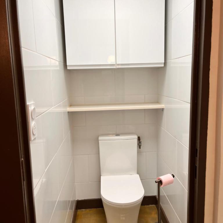 Studio indépendant, patio, intra-muros , clim, parking - Appartement 1 Chambre - 9
