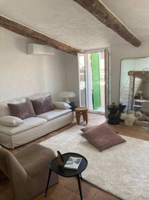 Charmant deux pièces dans le quartier du Port - Appartement 2 Chambres - 7