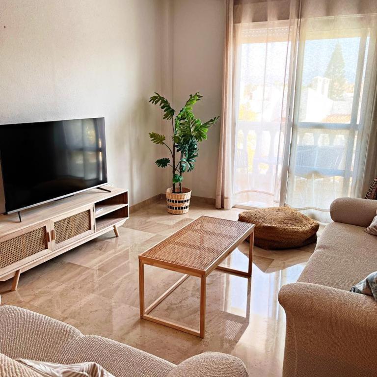 BOHO HOUSE MALAGA - Three-Bedroom Apartment - 8