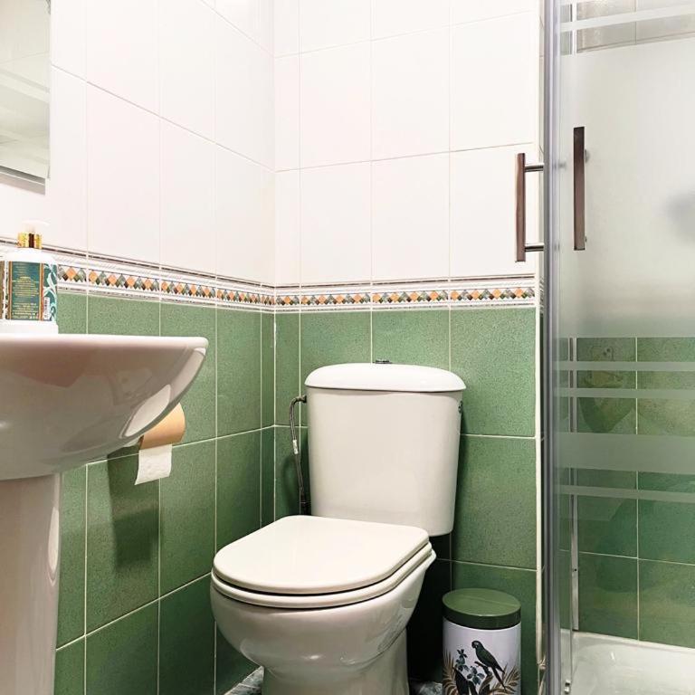 BOHO HOUSE MALAGA - Three-Bedroom Apartment - 29