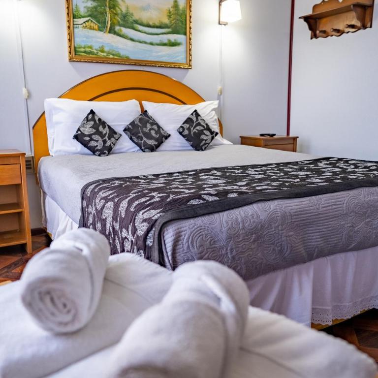Hostal Alcázar - Habitación cuádruple - 10