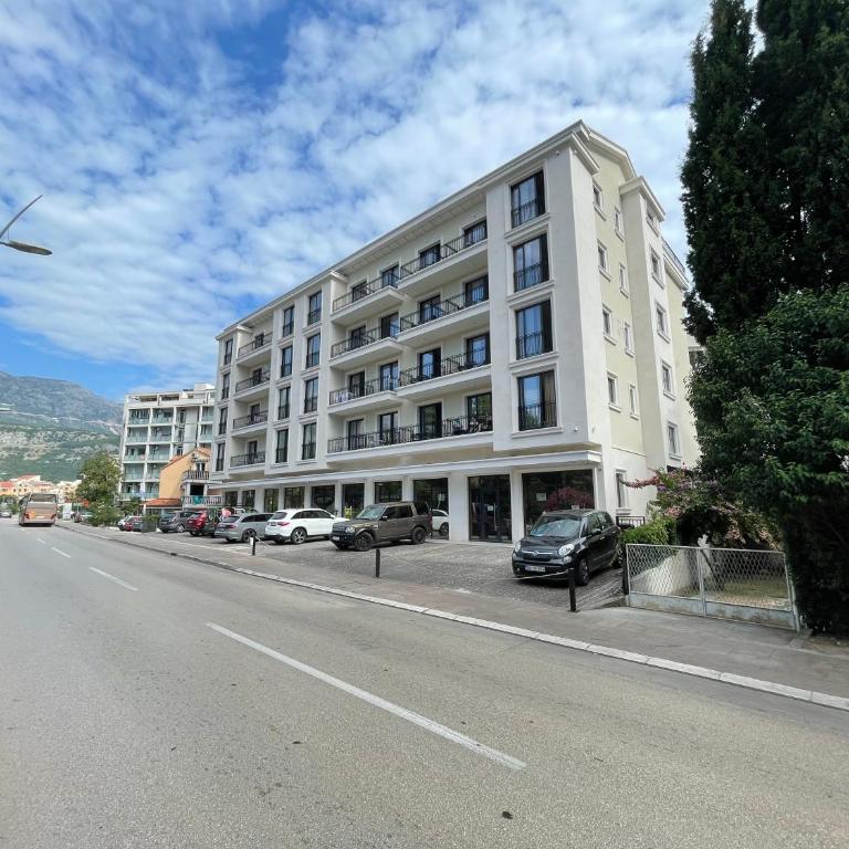 Comfort Apartments Pasha - Soba s King-sajz Krevetom i Pogledom na Planine - 9