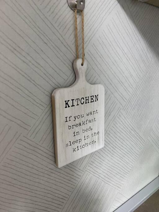 Mina - One-Bedroom Apartment - 4