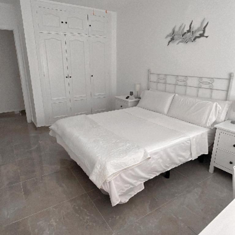 Precioso dormitorio en el centro de Torremolinos - Habitación Doble - 1