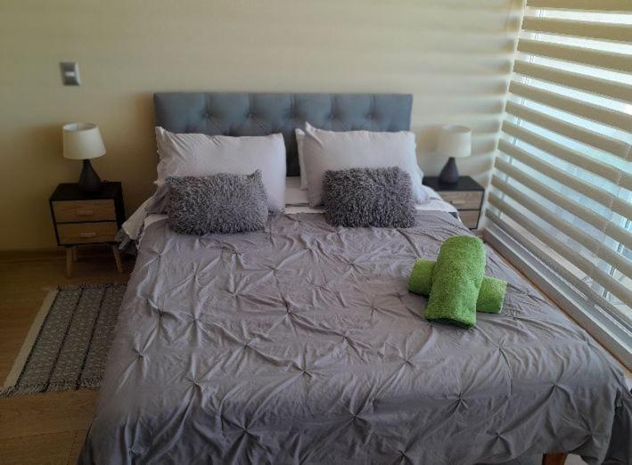 Depto estudio 1510 Edif centro blanco con estacionamiento - Apartamento de 1 dormitorio - 1