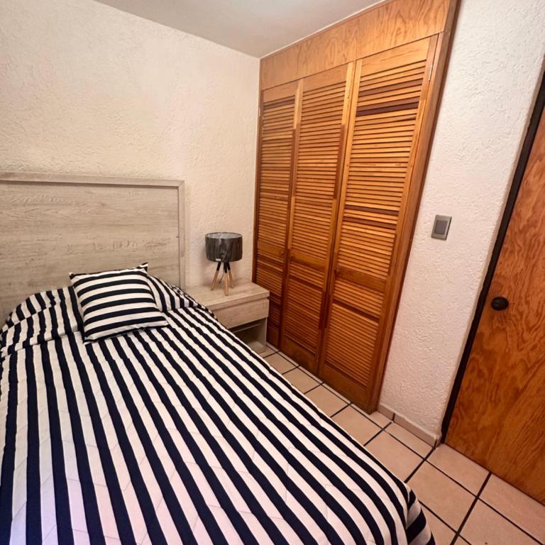 FAMILIAS O EJECUTIVOS Centrico Remodelado 3 habitaciones - Three-Bedroom Apartment - 21