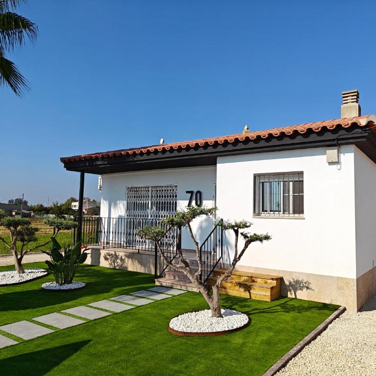 La caseta del canal - Two-Bedroom House - 1
