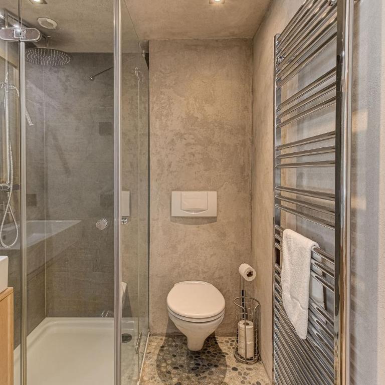 Chalet d'Olivier, Alpes Agency, Les Praz, Chamonix, Sleeps 8 - Chalet - 61
