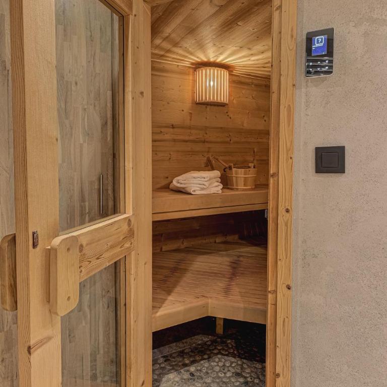 Chalet d'Olivier, Alpes Agency, Les Praz, Chamonix, Sleeps 8 - Chalet - 62