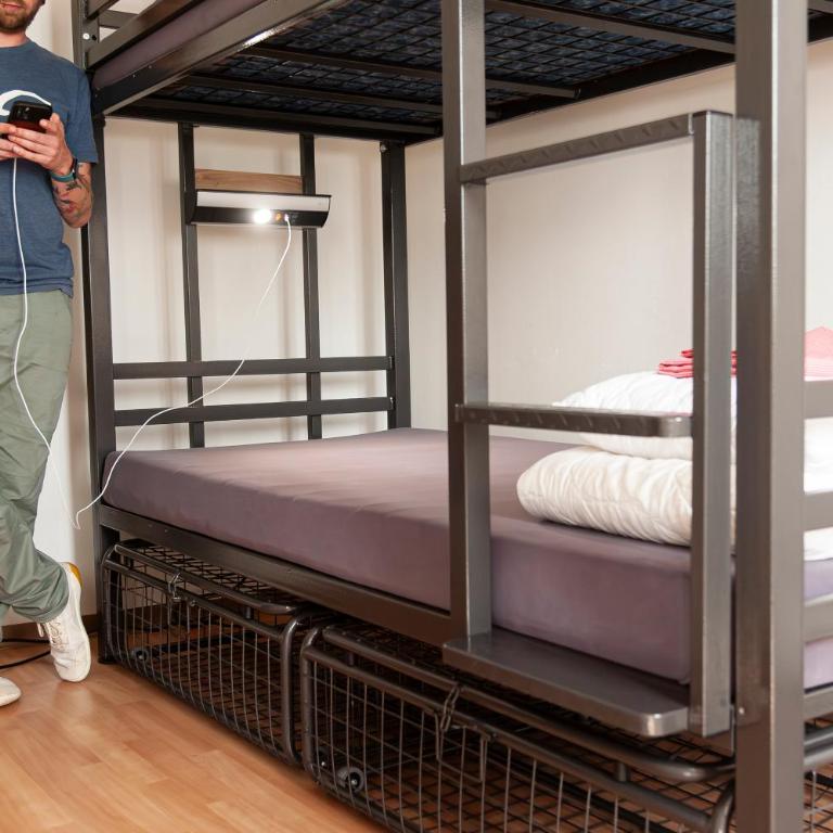 Balmers Hostel - Habitación privada - 4 camas - 2
