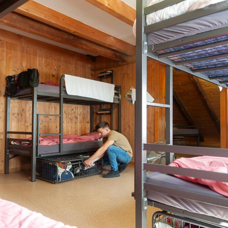 Balmers Hostel - Cama en habitación compartida de 8 camas - 2