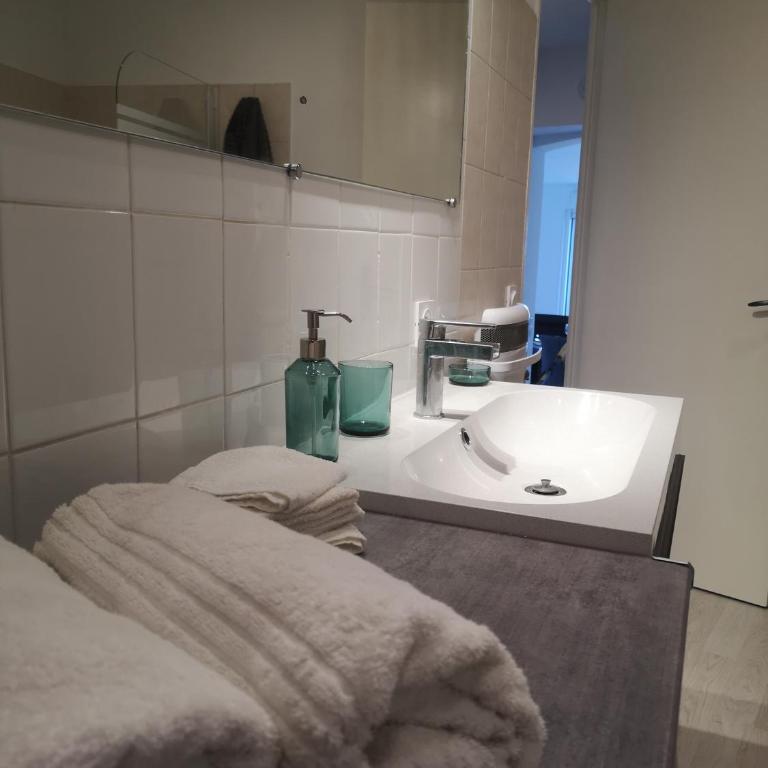 Vue mer, au calme, avec jardin ! - Appartement 1 Chambre - 15