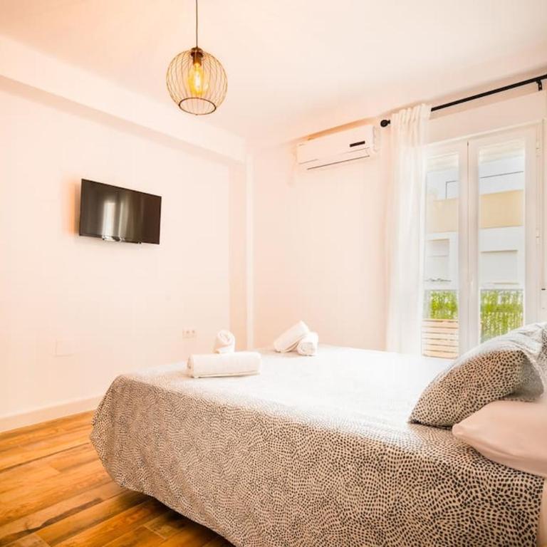 Apto céntrico, 2 aparcamientos privados, bicis - Apartamento de 3 dormitorios - 18