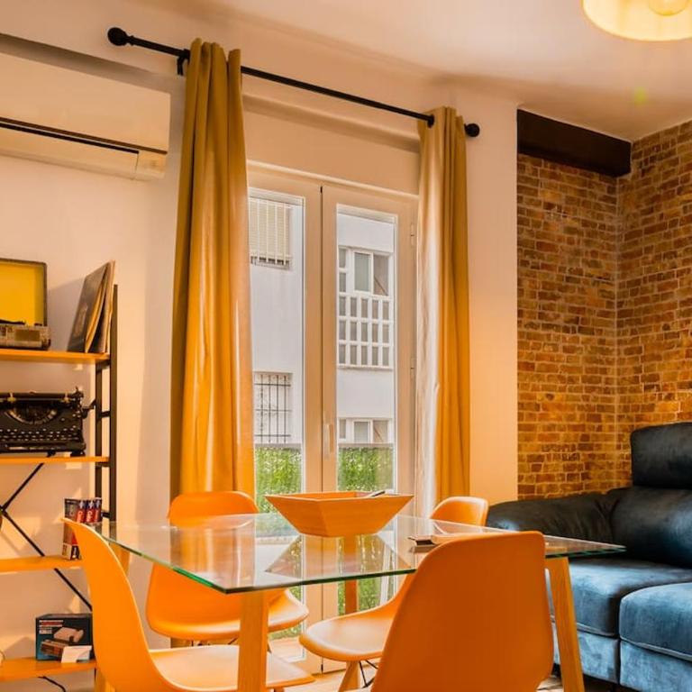 Apto céntrico, 2 aparcamientos privados, bicis - Apartamento de 3 dormitorios - 8