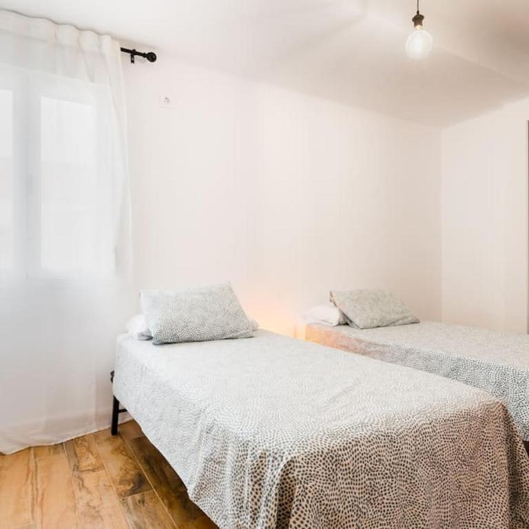 Apto céntrico, 2 aparcamientos privados, bicis - Apartamento de 3 dormitorios - 14