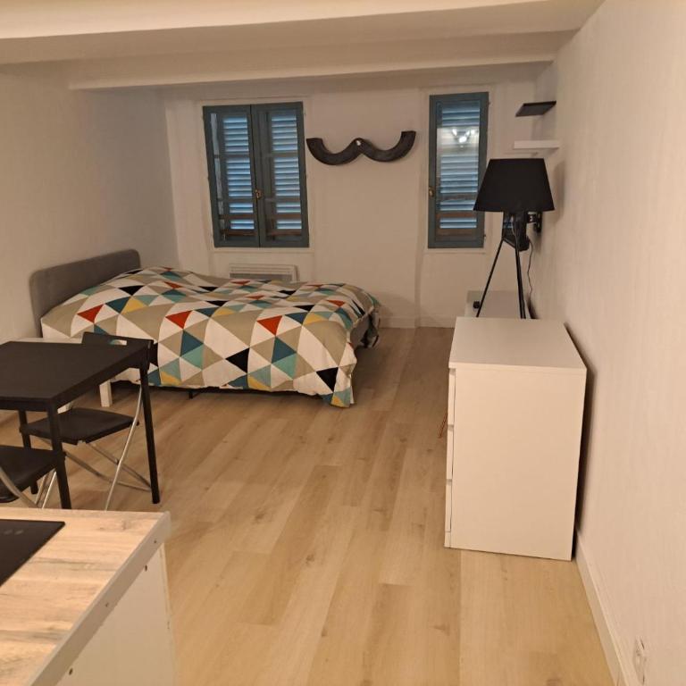 BudgetBnb 183 studio proche opéra - Apartment mit 1 Schlafzimmer - 6