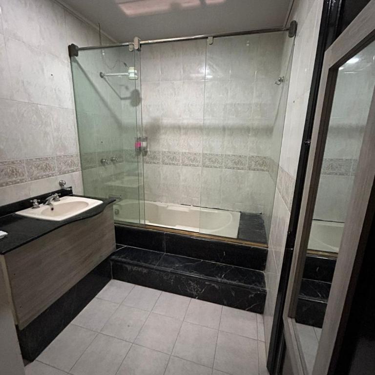Hostel Quinta Camacho - Habitación Doble con baño privado - 4