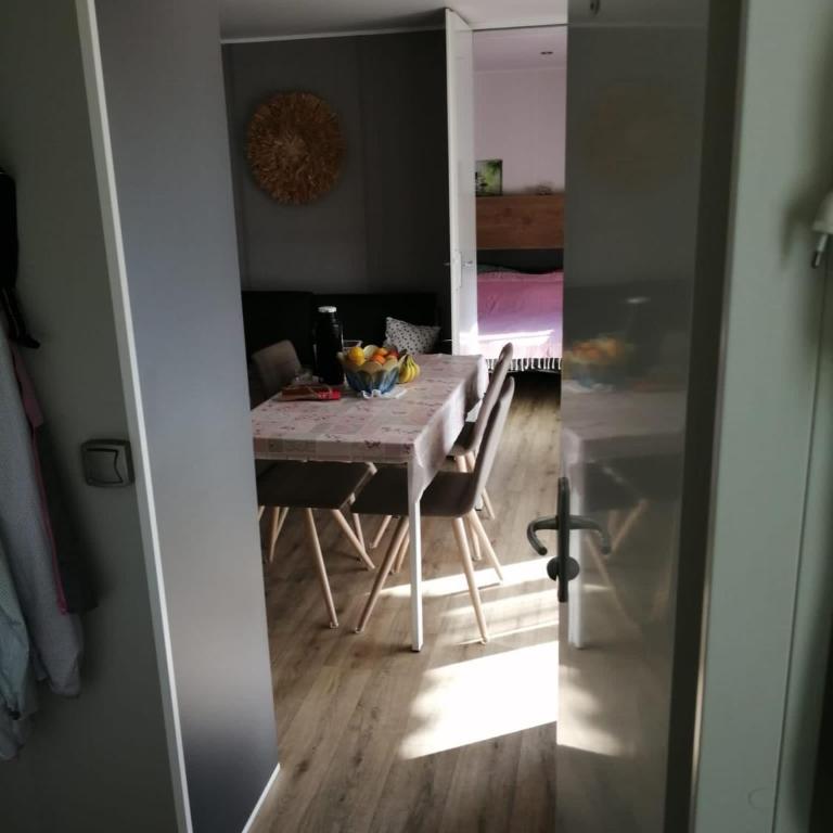 Camping Del Mar B07, Mobil home O'Hara résidentiel, 4 personnes, Camping Del Mar Village - Mobile Home - 21