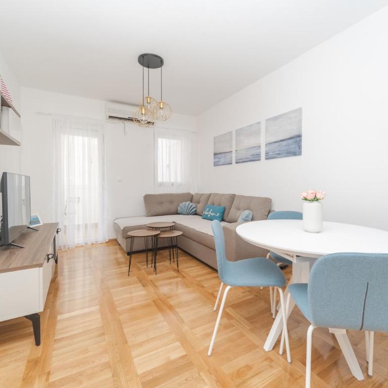 New Renovated Mediterranean Cozy Fully Equipped 1BR Apartment in Budva, Free Parking - Apartman sa 1 Spavaćom Sobom - 3