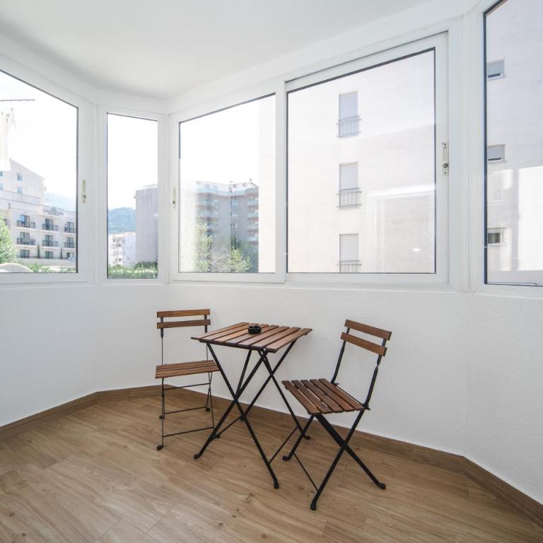 New Renovated Mediterranean Cozy Fully Equipped 1BR Apartment in Budva, Free Parking - Apartman sa 1 Spavaćom Sobom - 33