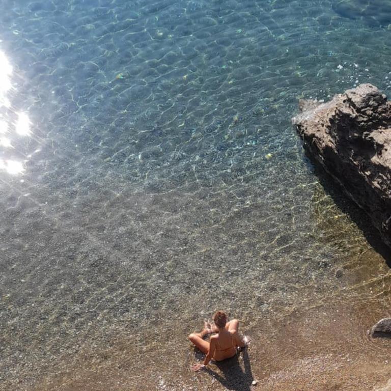 INCANTEVOLE VILLINO SUL MARE con accesso diretto alla spiaggia, posto auto e aria condizionata! - Casa Vacanze - 20