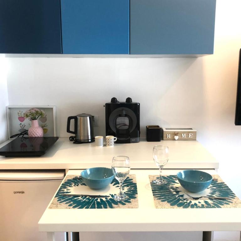 MONI Luxury Apartments - Studio Apartment - 6