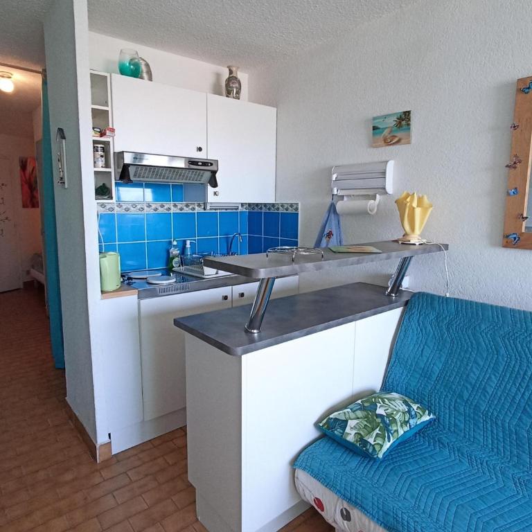 Studio cabine climatisé face plage avec parking à Sète - FR-1-338-539 - Apartamento - 3