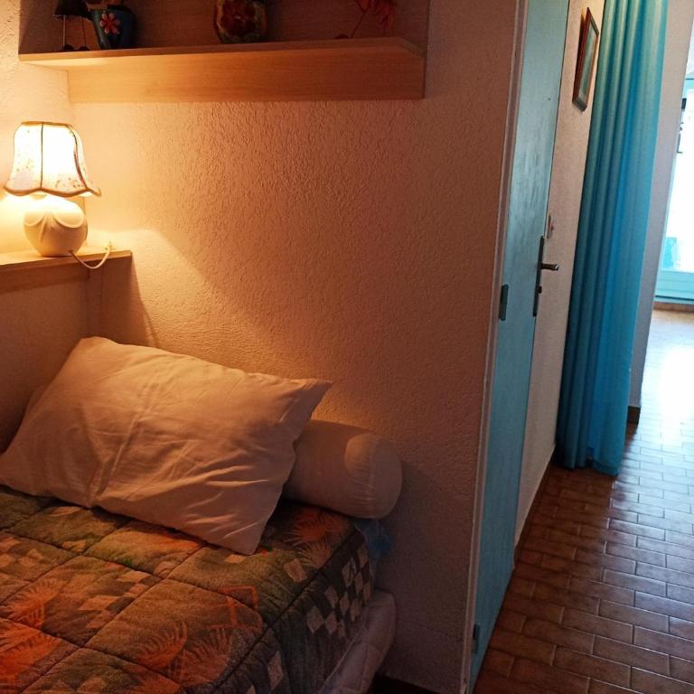 Studio cabine climatisé face plage avec parking à Sète - FR-1-338-539 - Apartamento - 4