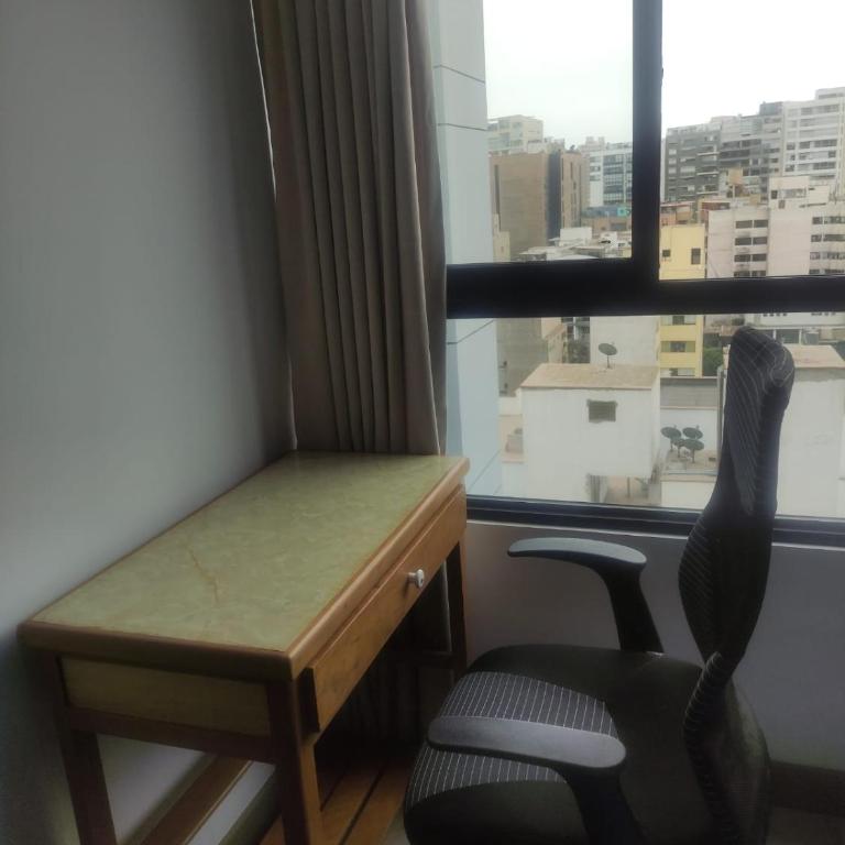 Departamento entero en el Centro Miraflores P.Kennedy/Larcomar con terraza. - Apartamento de 2 dormitorios - 13