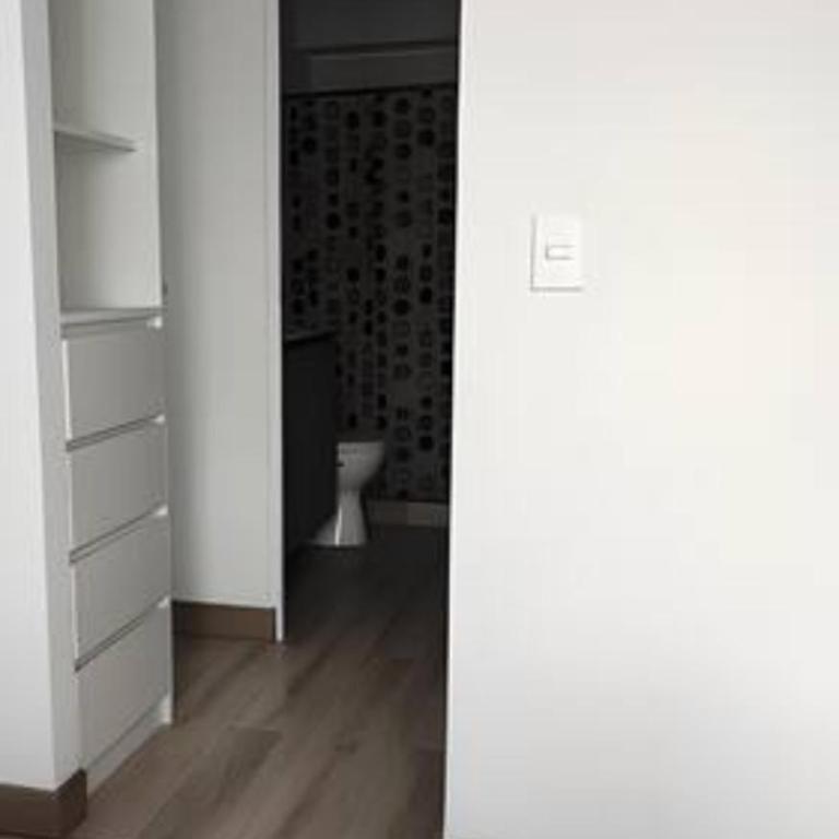 Departamento entero en el Centro Miraflores P.Kennedy/Larcomar con terraza. - Apartamento de 2 dormitorios - 20