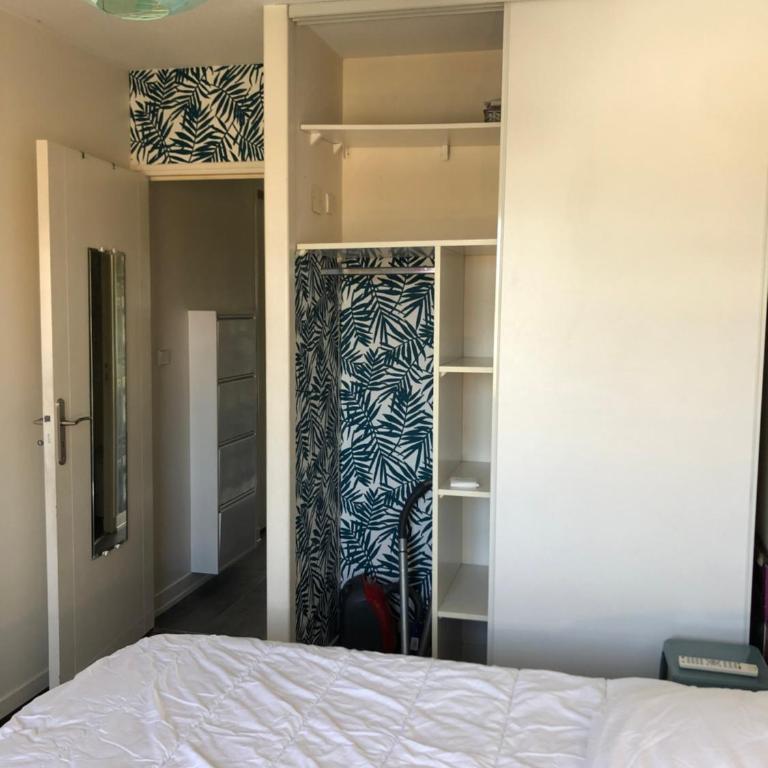 T2 avec piscine et terrasse dans résidence arborée - Appartement 1 Chambre - 17