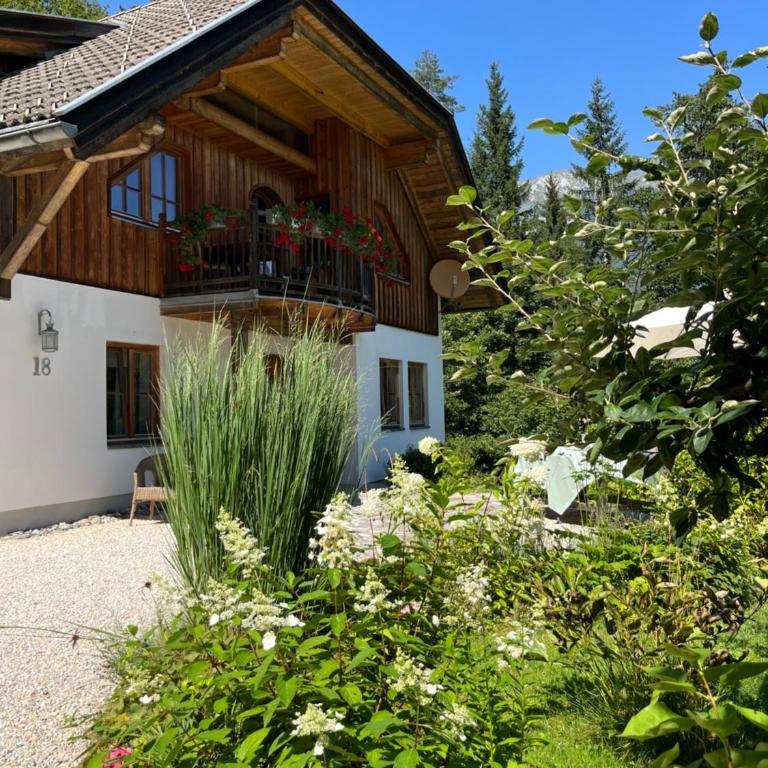 Ferienwohnung Waldhauser - Apartment mit 2 Schlafzimmern - 53