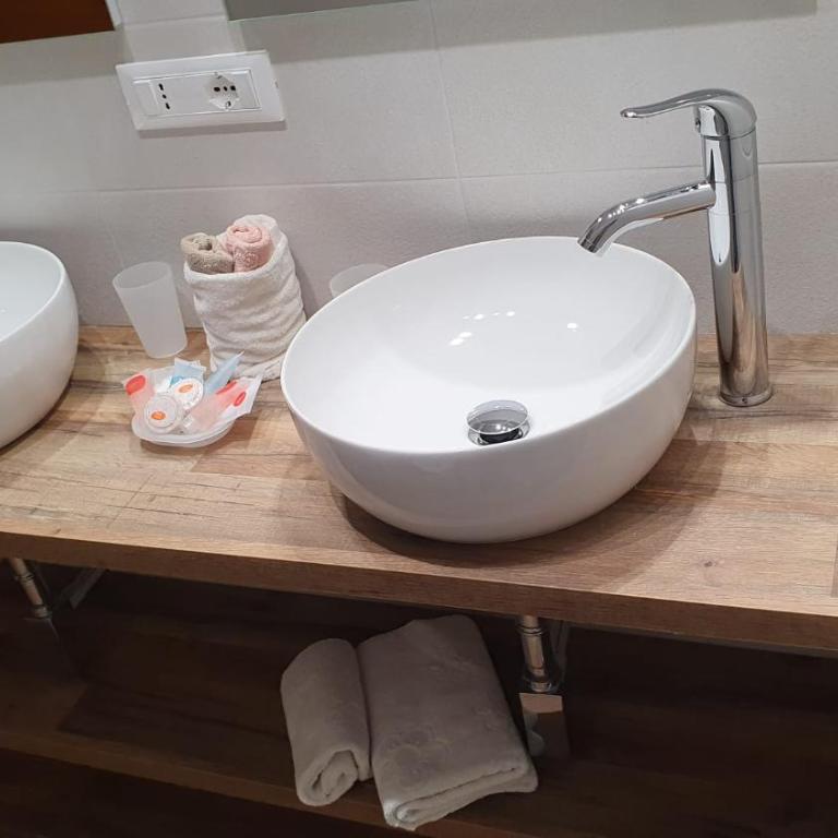 Melory House - One-Bedroom Apartment - 22