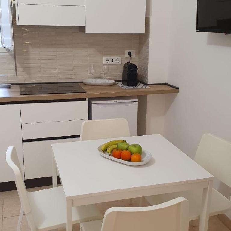 Melory House - One-Bedroom Apartment - 10