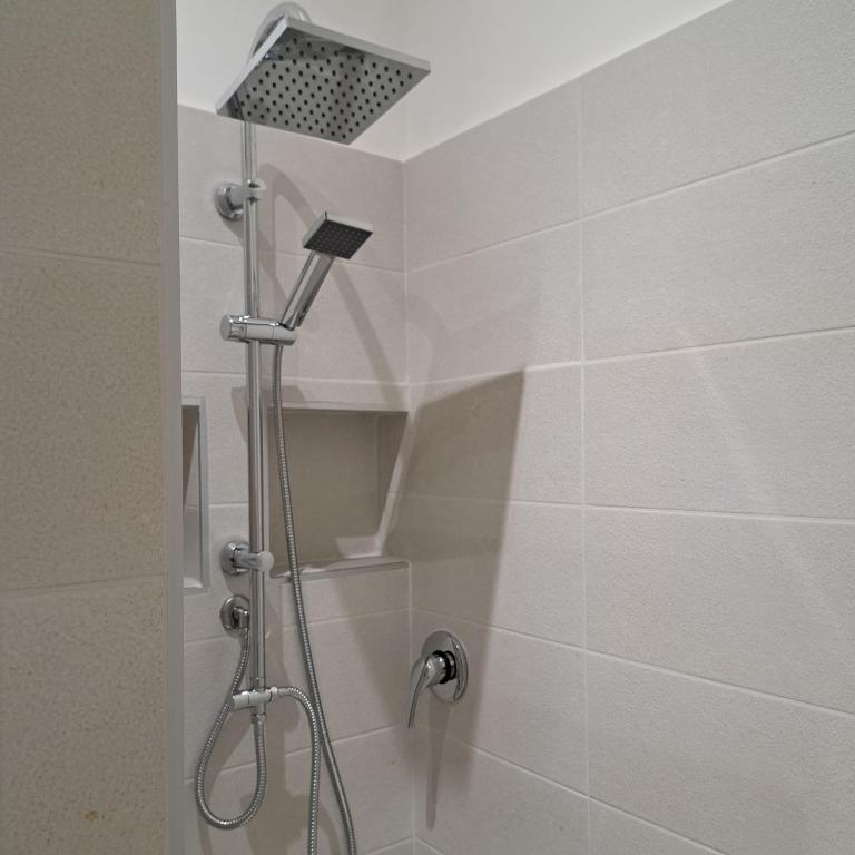 Melory House - One-Bedroom Apartment - 24