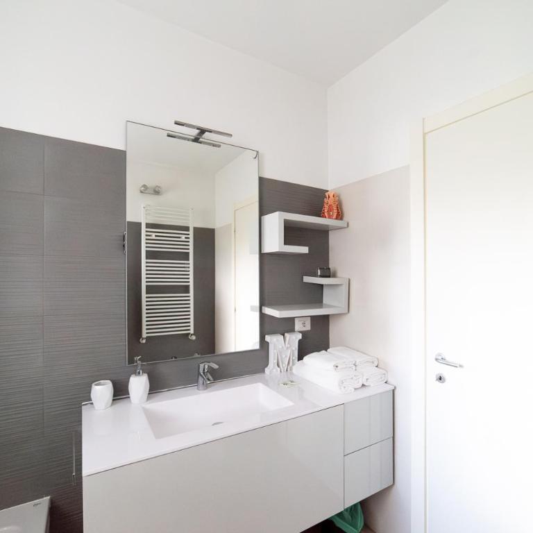 Hbhall Milano Green Apartment 9 - Appartamento con 2 Camere da Letto - 17