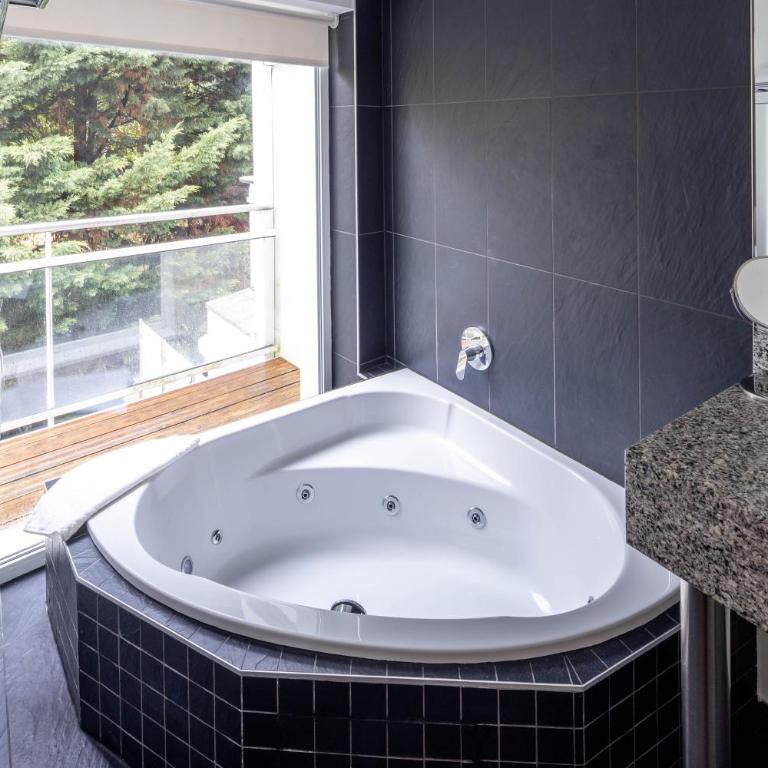Hôtel Villa La Florangerie - SPA & Piscine - Chambre Double avec Baignoire Spa - 1