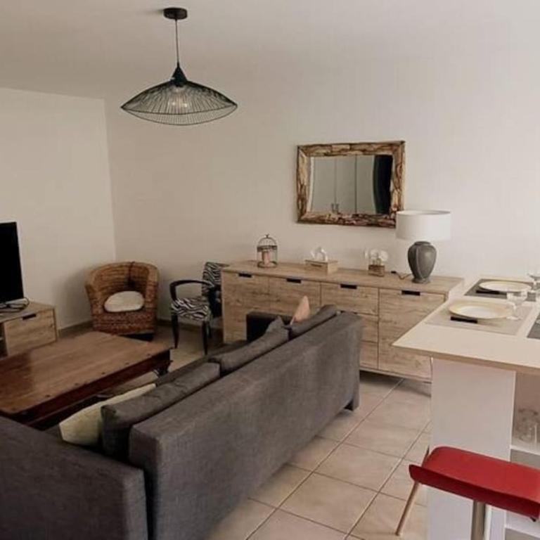 Bel appartement de standing à Boulouris - Apartamento de 1 dormitorio - 4