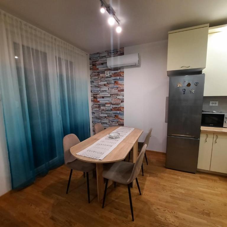 Lux Advent Apartment - One-Bedroom Apartment - 14