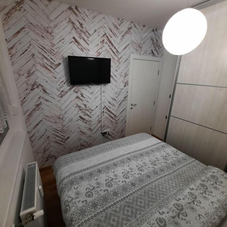Lux Advent Apartment - One-Bedroom Apartment - 12
