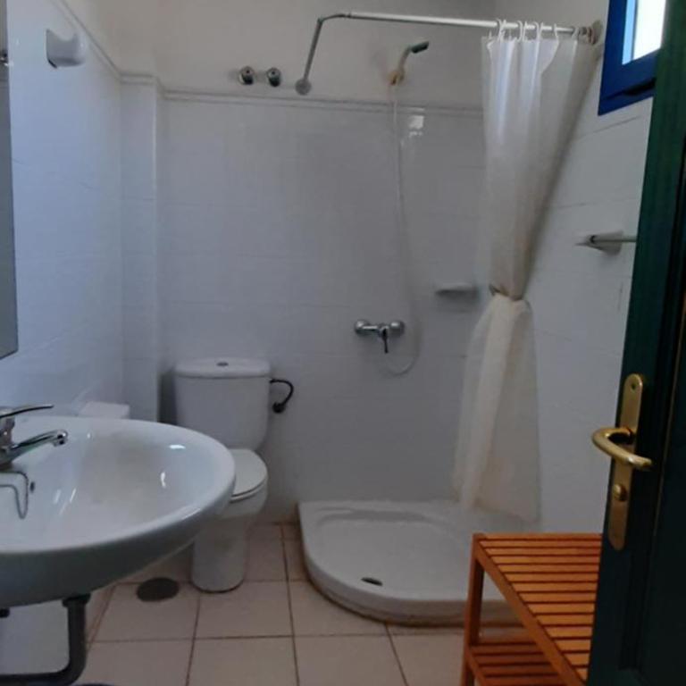 Las Moreras Playa Blanca - Three-Bedroom Townhouse - 7
