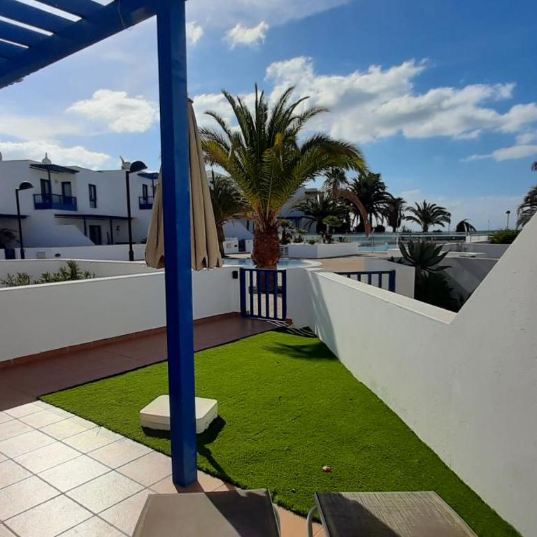 Las Moreras Playa Blanca - Three-Bedroom Townhouse - 13