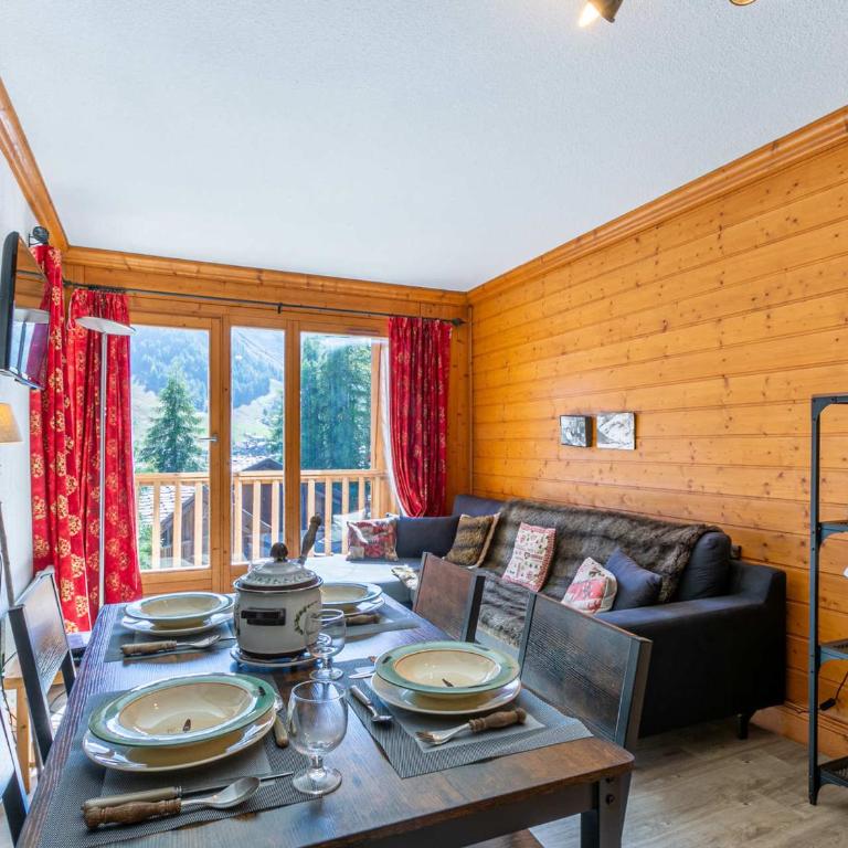 Charmant 3 pièces avec balcon, vue, et WiFi à Val-d'Isère - FR-1-694-201 - Appartement - 1