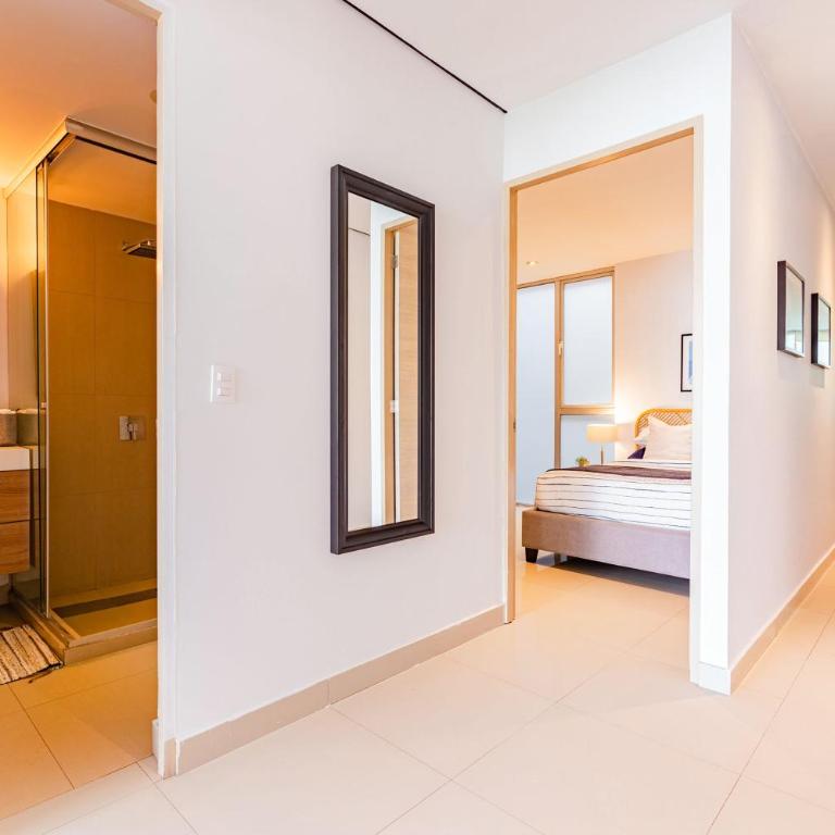 Trendy La Roma Condo with Parking & Patio - Apartamento Superior - 4