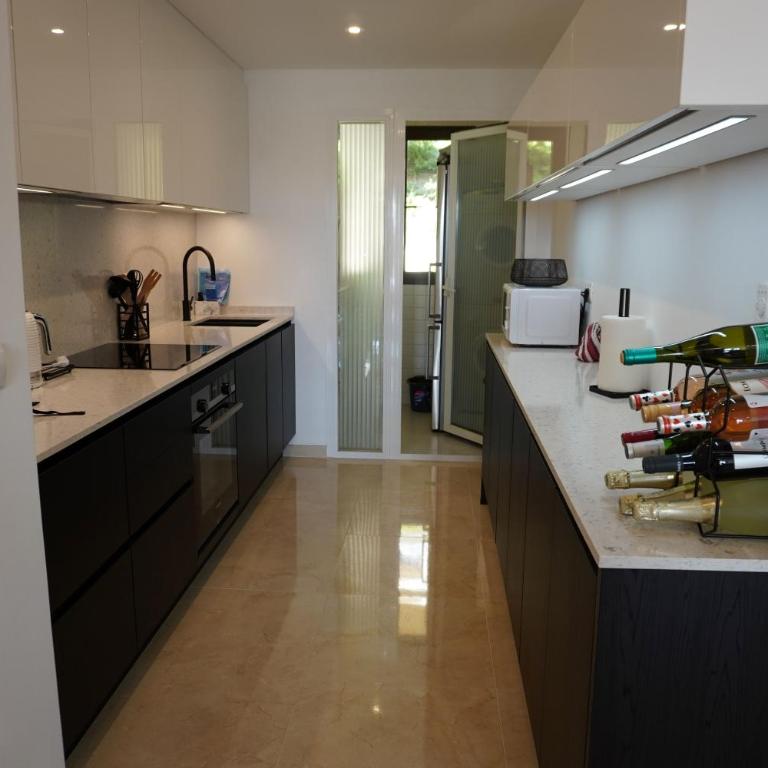 Joya de Las Jacarandas - Three-Bedroom Apartment - 16