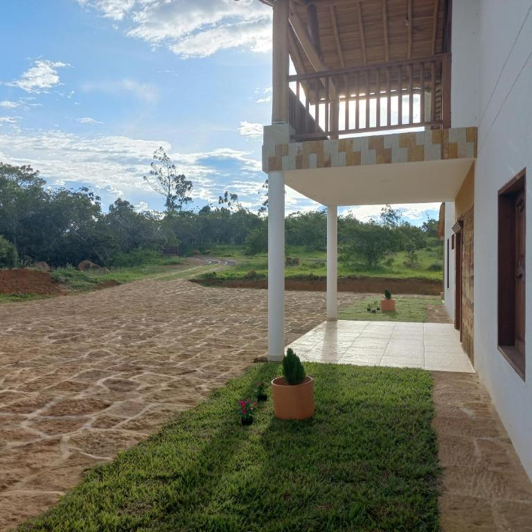 CASAS CAMPESTRES VILLA COVA Da IRIA BARICHARA - Six-Bedroom House - 47